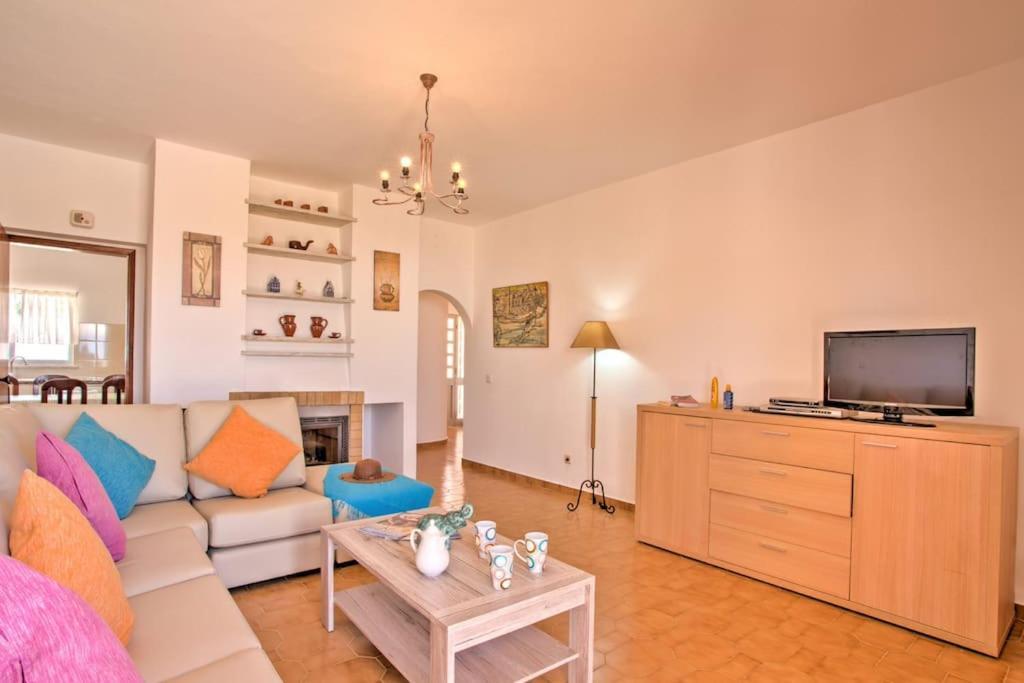 Villa Guita Family House 阿尔布费拉 外观 照片